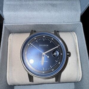 SKAGEN mens Watch Luxury NWOT Missing Band Easy Fix Blue Gunmetal Silver navy